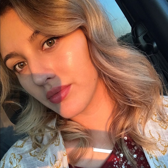 Meet your Posher, Clarice - Picture 1 of 1